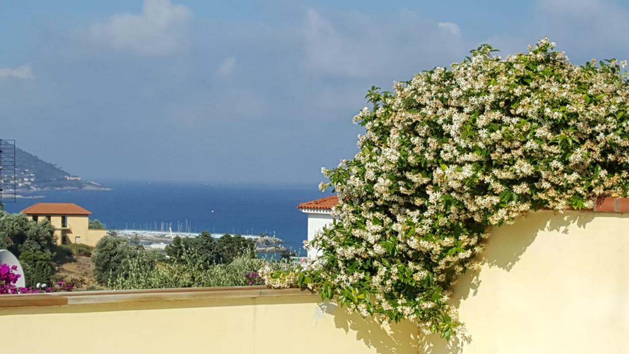 Villa Jone Diano Marina Luaran gambar